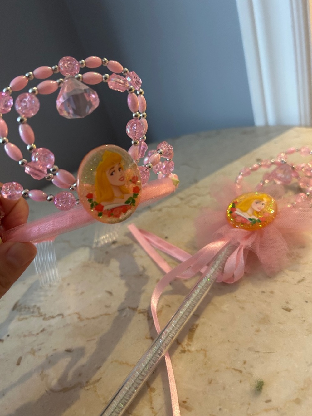 Disney Princess Aurora Sleeping Beauty Pink Beaded Tiara & Wand Set Dress-Up
